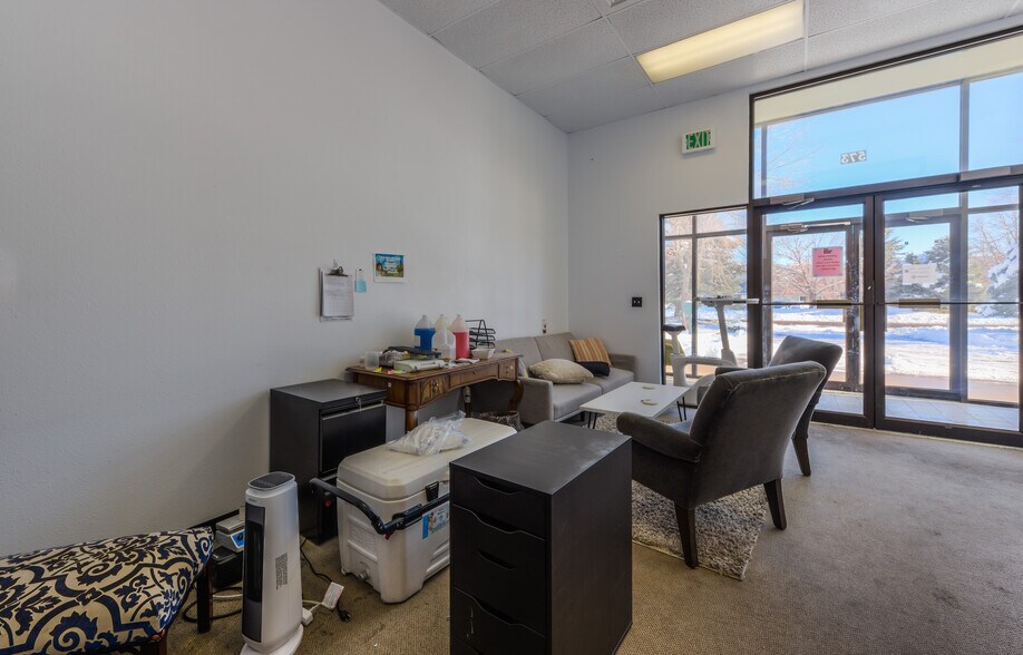 More Photos Of 573 S Arthur Ave, Louisville Warehouse For Lease