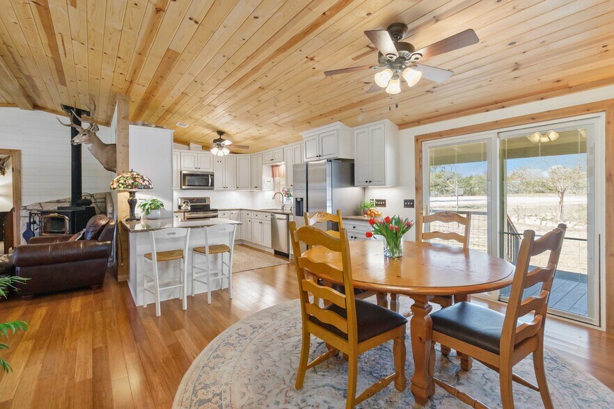 More Photos Of 165 Mari B Dr E, Center Point Flex For Sale