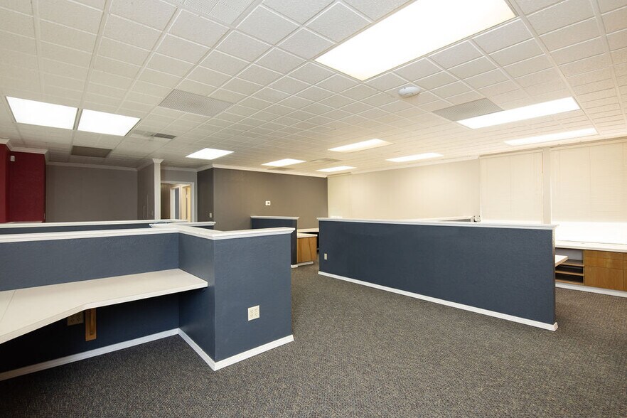 More Photos Of 1207 13th St, Modesto Office For Lease
