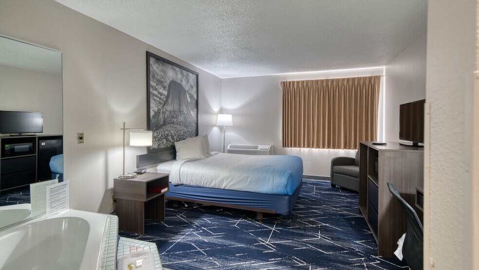 More Photos Of 2600 Whitewood Service Rd, Sturgis Hotel For Sale