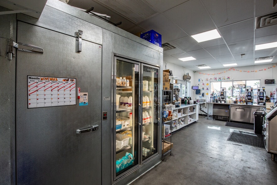 More Photos Of 5602 W Charleston Blvd, Las Vegas Fast Food For Sale