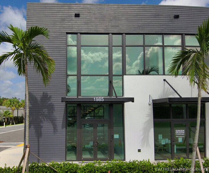 More Photos Of 1985 N Andrews Ave, Wilton Manors Freestanding For Lease