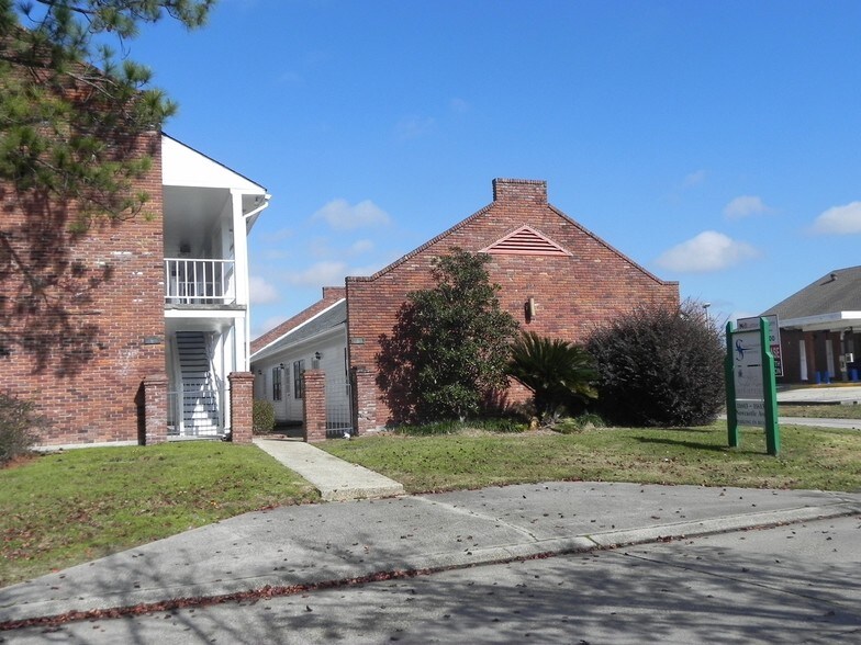 More Photos Of , Baton Rouge Office For Sale