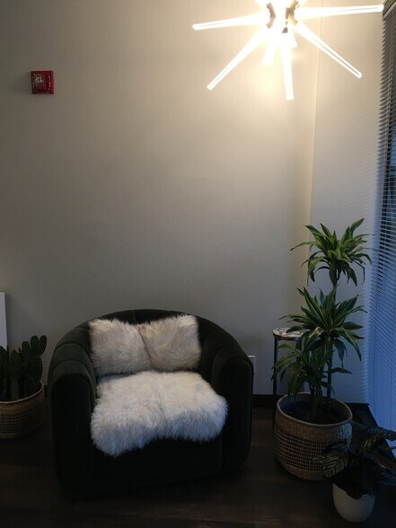 More Photos Of 14300 N Northsight Blvd, Scottsdale Office For Lease
