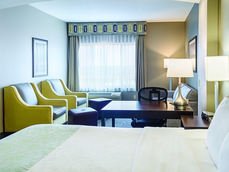 More Photos Of 957 Cedar Lake Rd, Biloxi Hotel For Sale