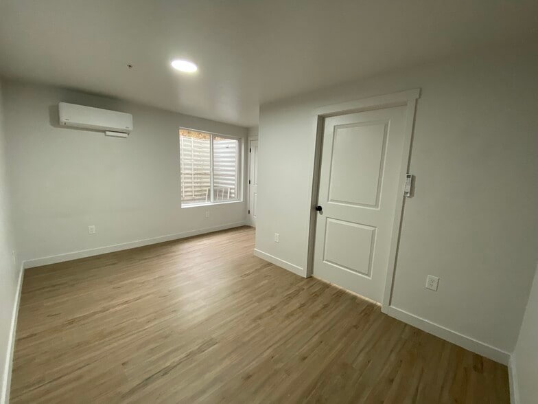 More Photos Of 404 E 5600 S, Salt Lake City Apartments For Sale