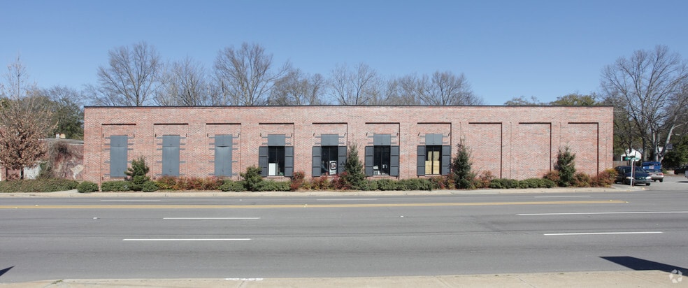 More Photos Of 2719 Rosewood Dr, Columbia Restaurant For Lease