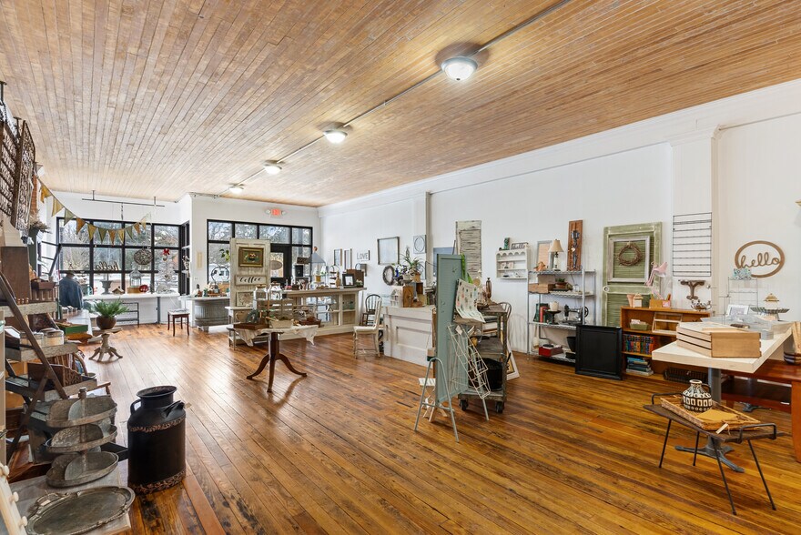 More Photos Of 4654 Water St, Columbiaville Storefront Retail Residential For Sale