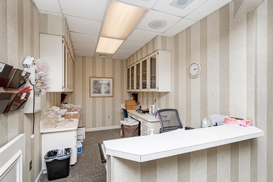More Photos Of 8425 Cumberland Pl, Baton Rouge Medical For Lease