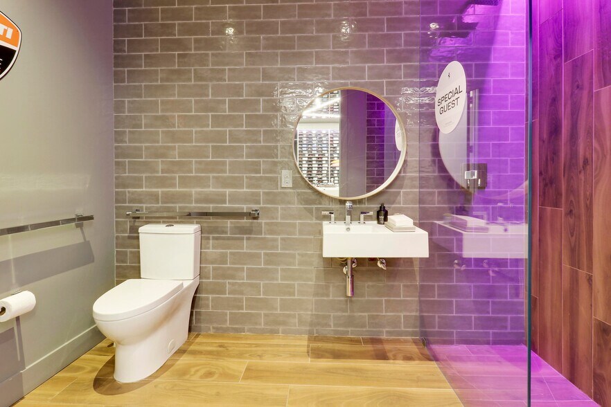 More Photos Of 7210 Haverhill Business Pky, Riviera Beach Warehouse For Sale