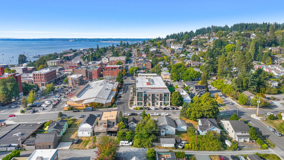 More Photos Of 1302 Larrabee Ave, Bellingham Multifamily For Sale
