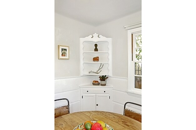 More Photos Of 155 S Westmoreland Ave, Los Angeles Apartments For Sale