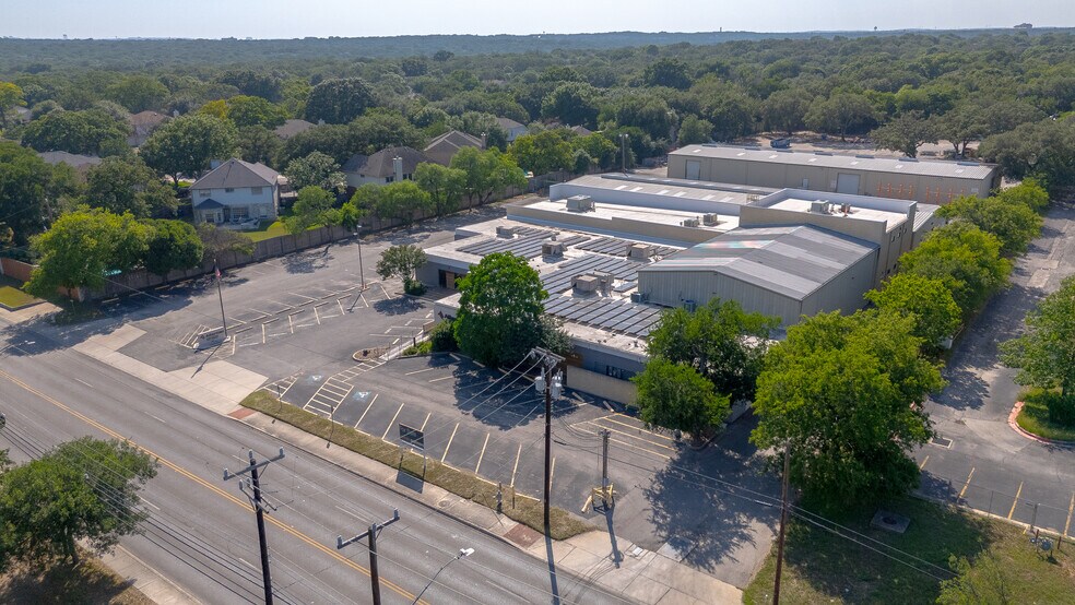 More Photos Of 14703 Jones Maltsberger Rd, San Antonio Warehouse For Sale