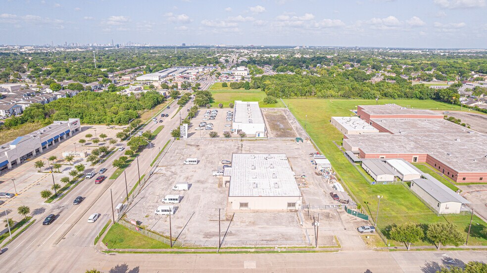 More Photos Of 12455 Beechnut St, Houston Land For Sale