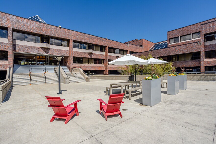 More Photos Of 3 Allied Dr, Dedham Office For Lease