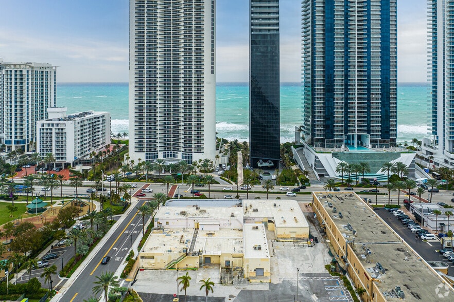More Photos Of 17140 Collins Ave, Sunny Isles Beach Unknown For Lease