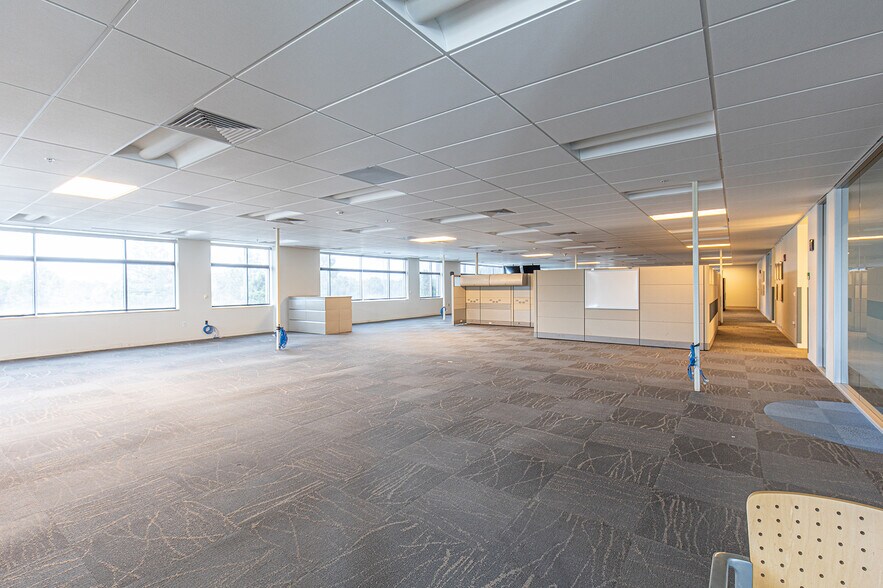 More Photos Of 380 Airport Rd, Ignacio Office Residential For Sale