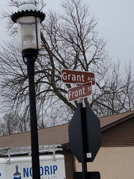 More Photos Of 3466 Grant Ave, Grove City Office For Lease