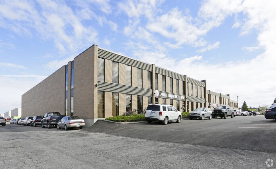 More Photos Of 640 42nd Ave NE, Calgary Warehouse For Lease