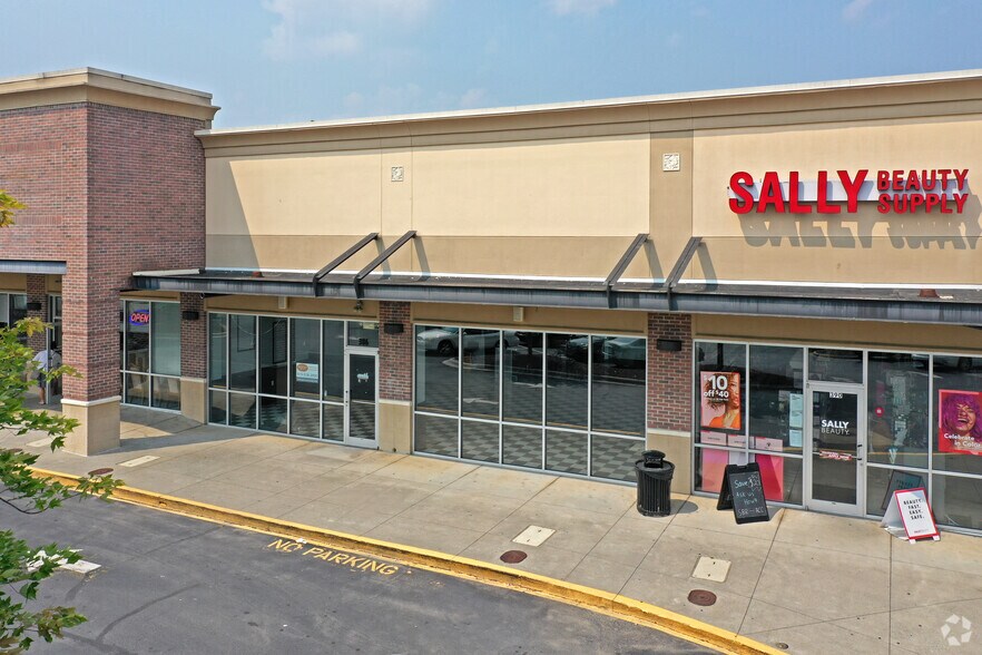 More Photos Of 360-430 E Hanes Mill Rd, Winston-Salem Unknown For Lease