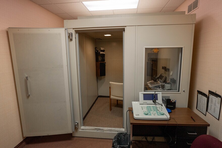 More Photos Of 3126 Wilmington Rd, New Castle Medical For Lease