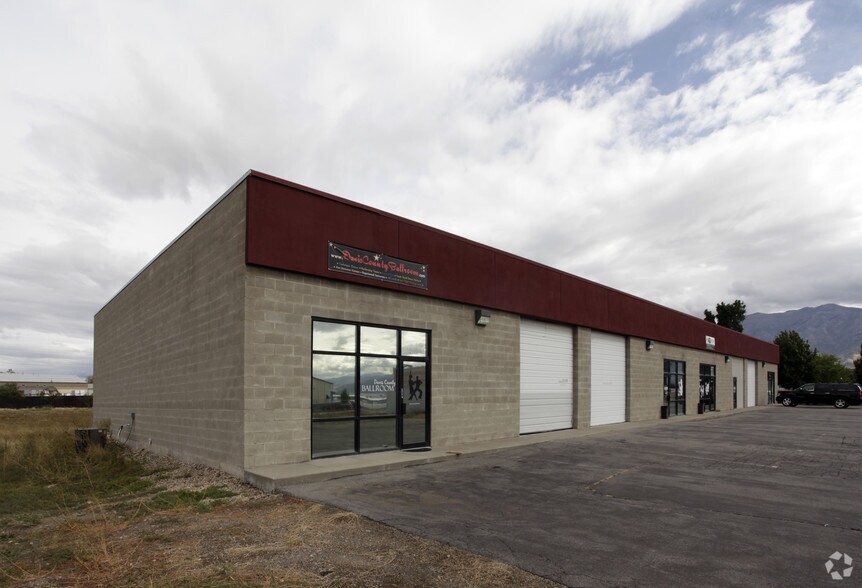 Primary Photo Of 897 N McCormick Way, Layton Light Manufacturing For Lease