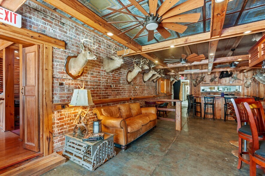 More Photos Of 226 Pamlico St, Belhaven Restaurant For Sale