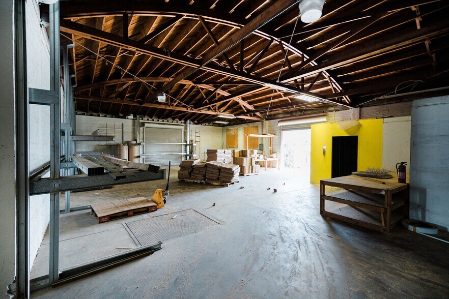 More Photos Of 845 S Topeka Ave, Fresno Manufacturing For Sale