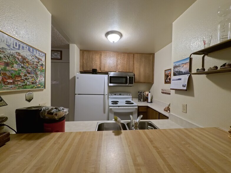 More Photos Of , Mammoth Lakes Multifamily For Sale