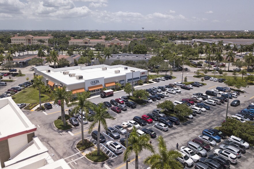 More Photos Of 15801-15999 Pines Blvd, Pembroke Pines Unknown For Lease