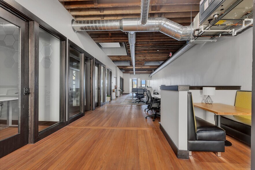 More Photos Of 703 W St Germain St, Saint Cloud Loft Creative Space For Sale