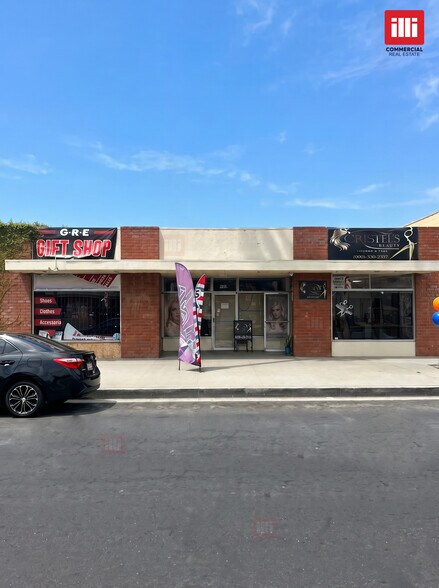 More Photos Of 321-325 S C St, Oxnard Storefront For Lease