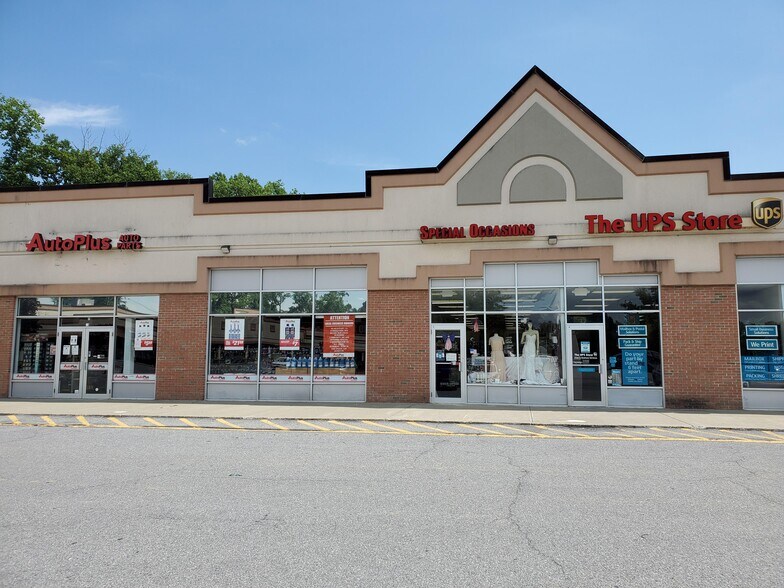 More Photos Of 982-986 Main St, Fishkill Unknown For Lease
