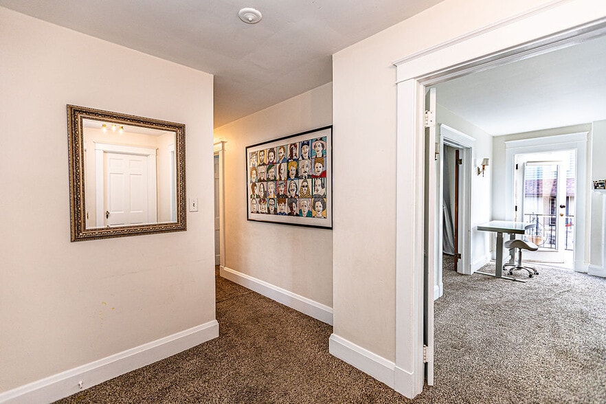 More Photos Of 404 Allegheny Ave, Towson Office For Sale