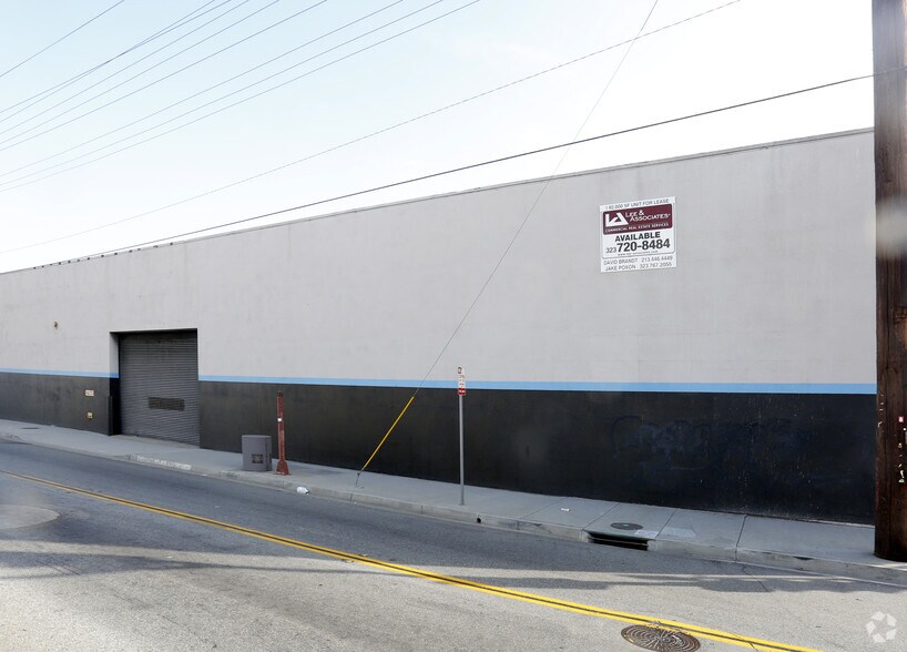 More Photos Of 1901-2023 E 55th St, Vernon Manufacturing For Lease
