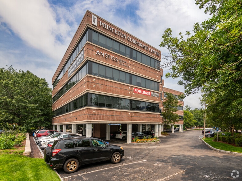 More Photos Of 1115 Westford St, Lowell Medical For Lease