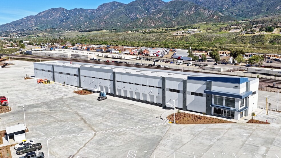 Primary Photo Of 19472 Cajon Blvd, San Bernardino Distribution For Lease
