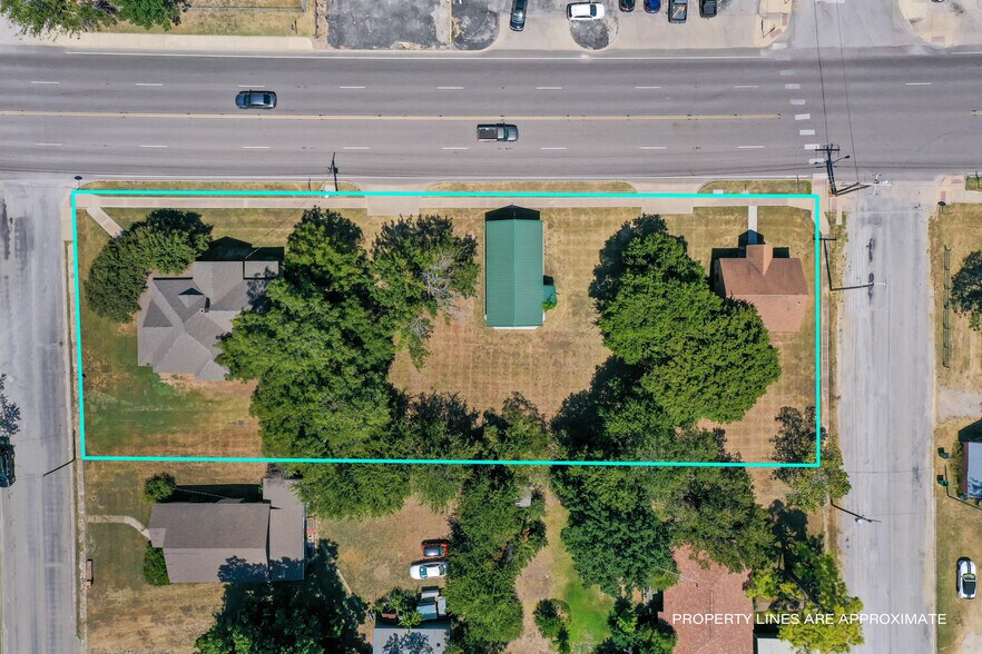 More Photos Of 400 S. Broad Street St, Saint Jo Land For Sale