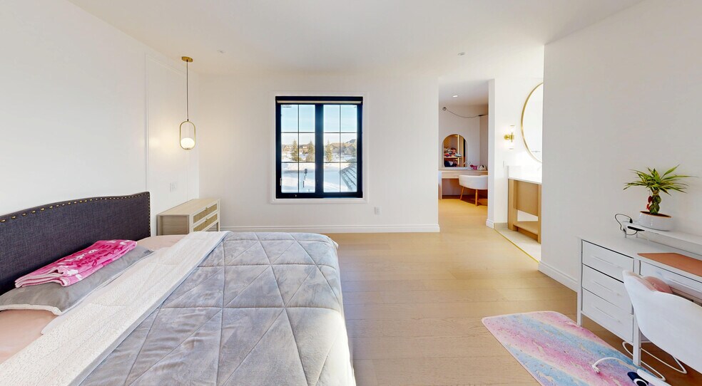 More Photos Of 136 River Heights Ln, Sturgeon County Multifamily For Sale