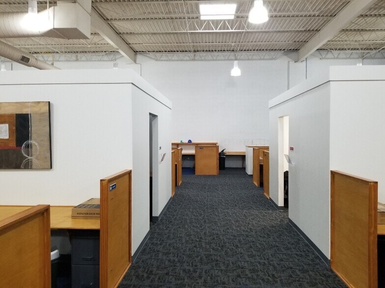 More Photos Of 8016 Tower Point Dr, Charlotte Office For Sale