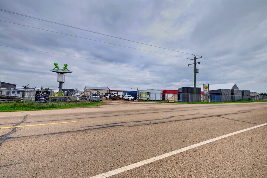 More Photos Of 5130 52 Avenue, Bruderheim Land For Sale