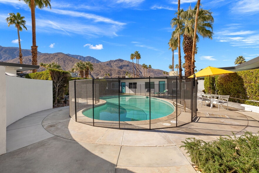 More Photos Of 2080 S Camino Real, Palm Springs Apartments For Sale