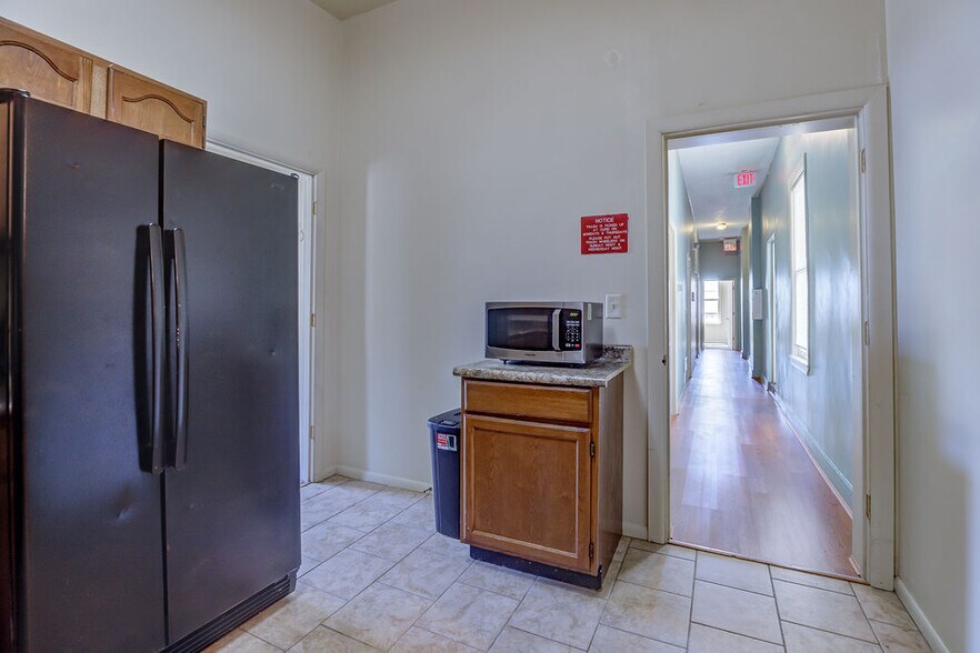 More Photos Of 100 W High St, Oxford Storefront Retail Residential For Sale