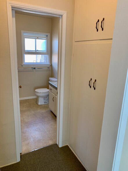 More Photos Of 375 Aster St, Laguna Beach Apartments For Sale