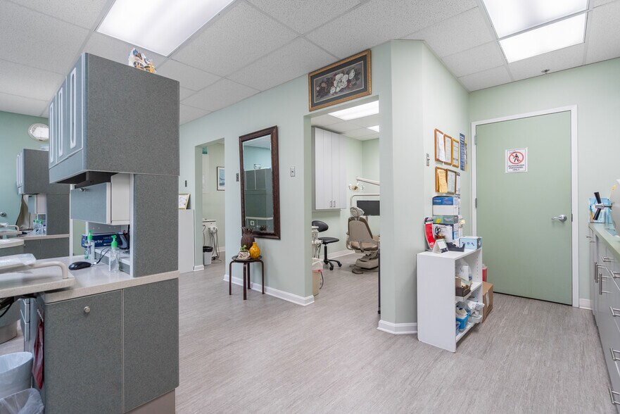 More Photos Of 9114 Philadelphia Rd, Rosedale Medical For Sale