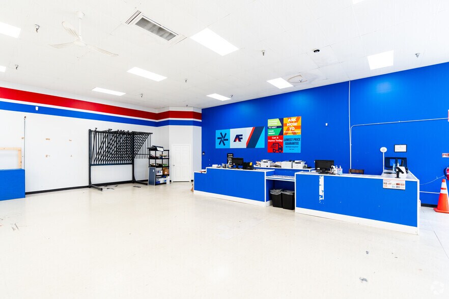 More Photos Of 1900-1974 Stone Rose Dr, Rocky Mount General Retail For Sale