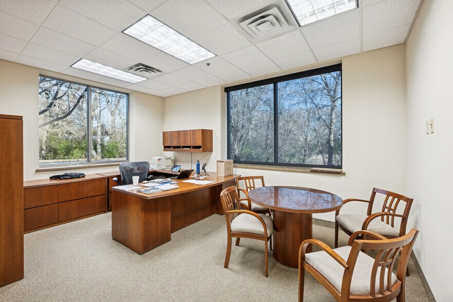 More Photos Of 7624 Boone Ave N, Brooklyn Park Manufacturing For Sale