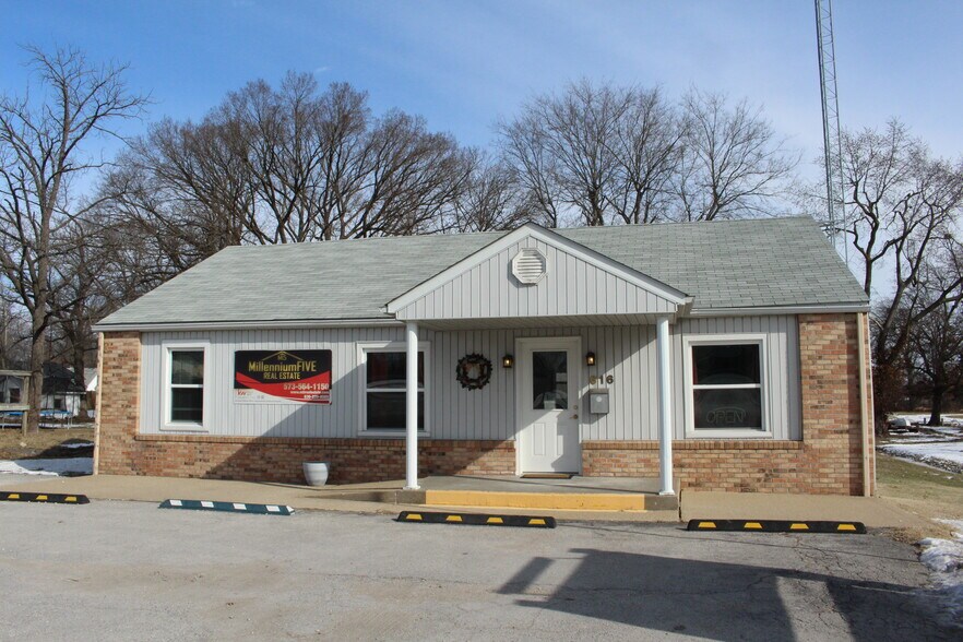 More Photos Of 616 S Sturgeon St, Montgomery City Office Residential For Sale