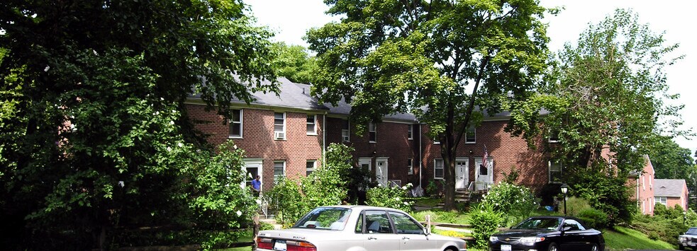 More Photos Of 300 Broadway, Dobbs Ferry Apartments For Sale