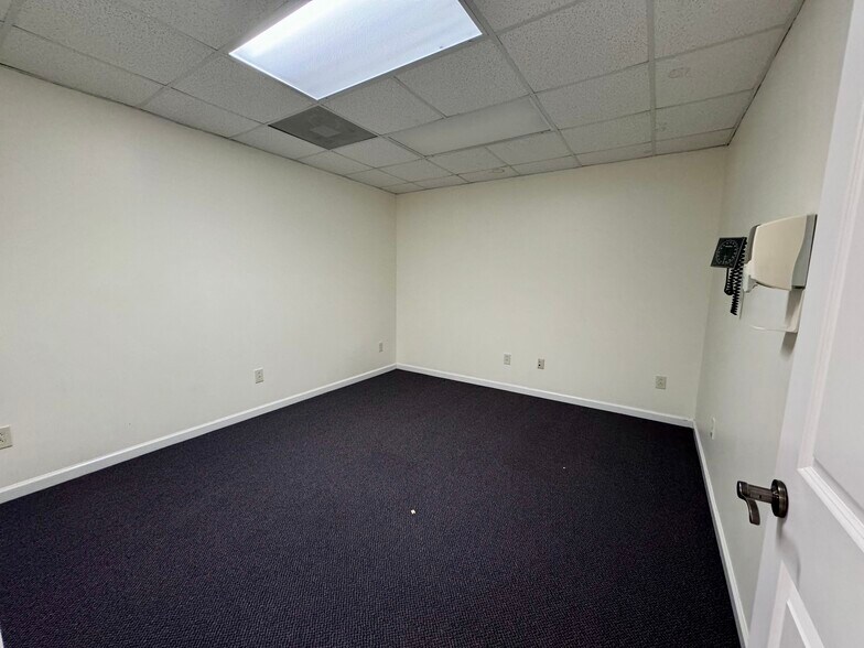 More Photos Of 70 Mountain Dr, Dahlonega Medical For Lease